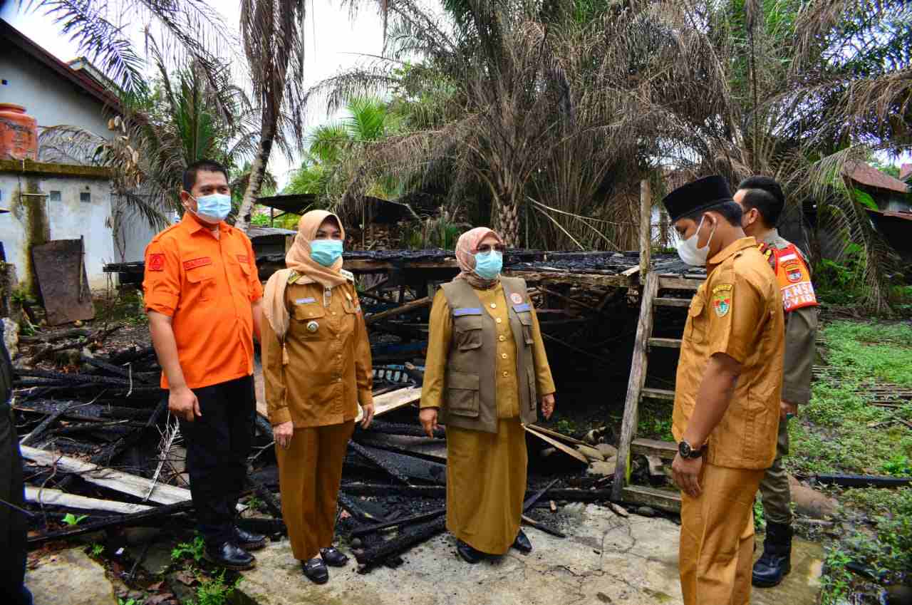 Wabup-BPBD Mura Tinjau dan Berikan Bantuan Korban Kebakaran