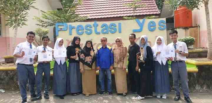 Pelajar SMAN 8 Raih Prestasi