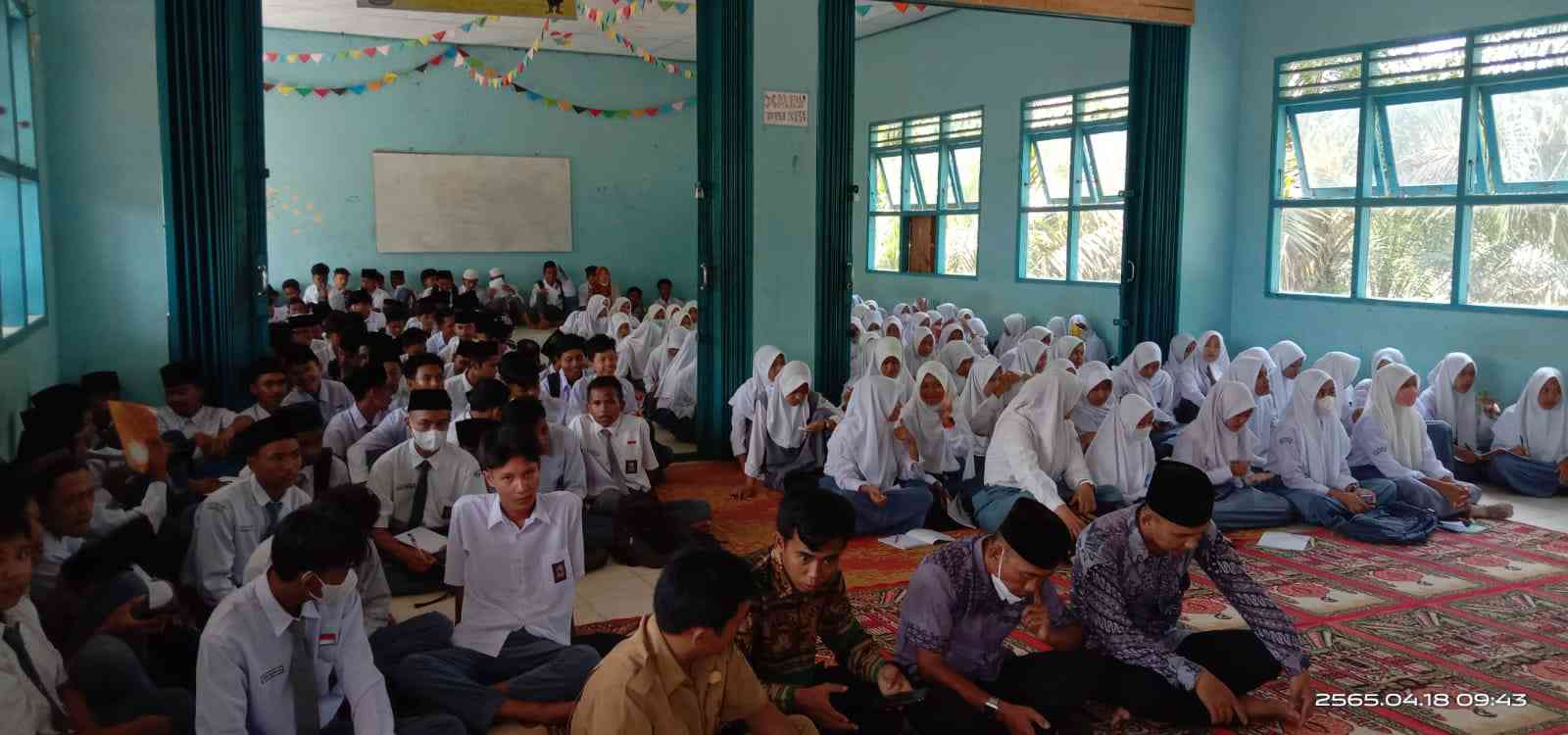 SMAN Raksa Budi Nyalakan Revolusi Akhlak