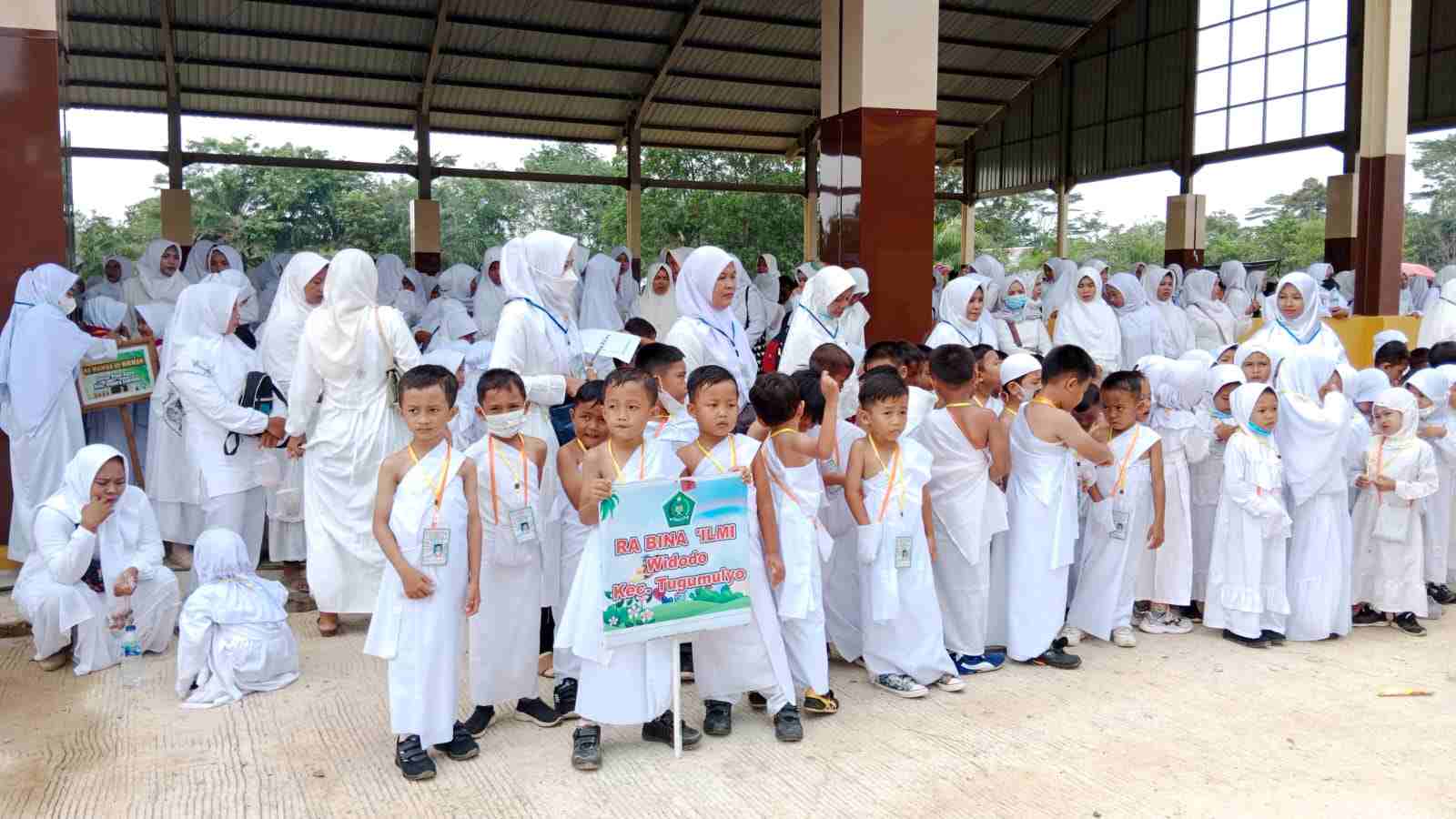 Anak-anak RA Bina ‘Ilmi Ikuti Manasik Haji