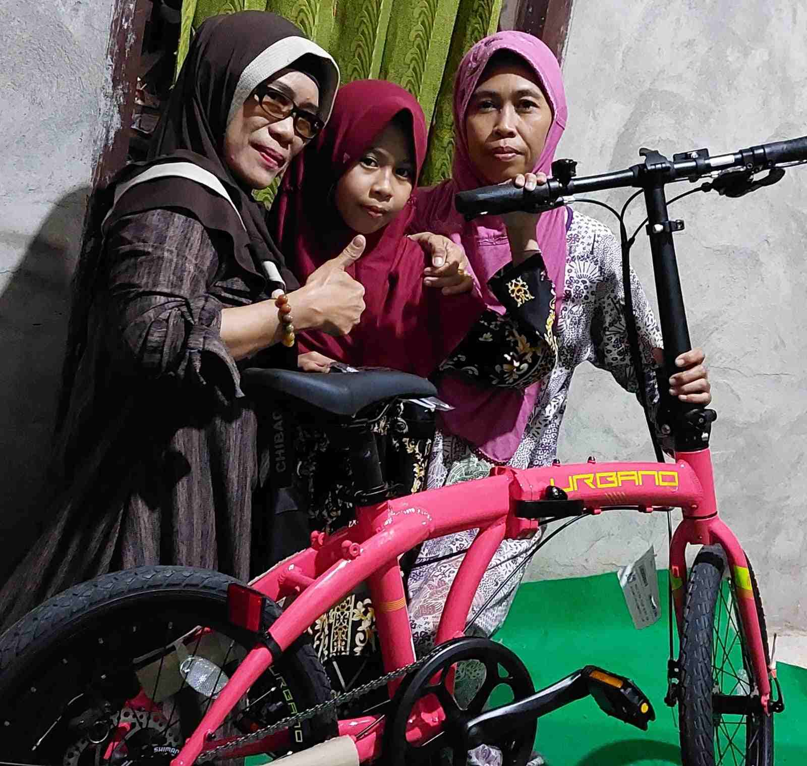 Usai Viral, Sepeda Anggun Dikembalikan Kepala Sekolah