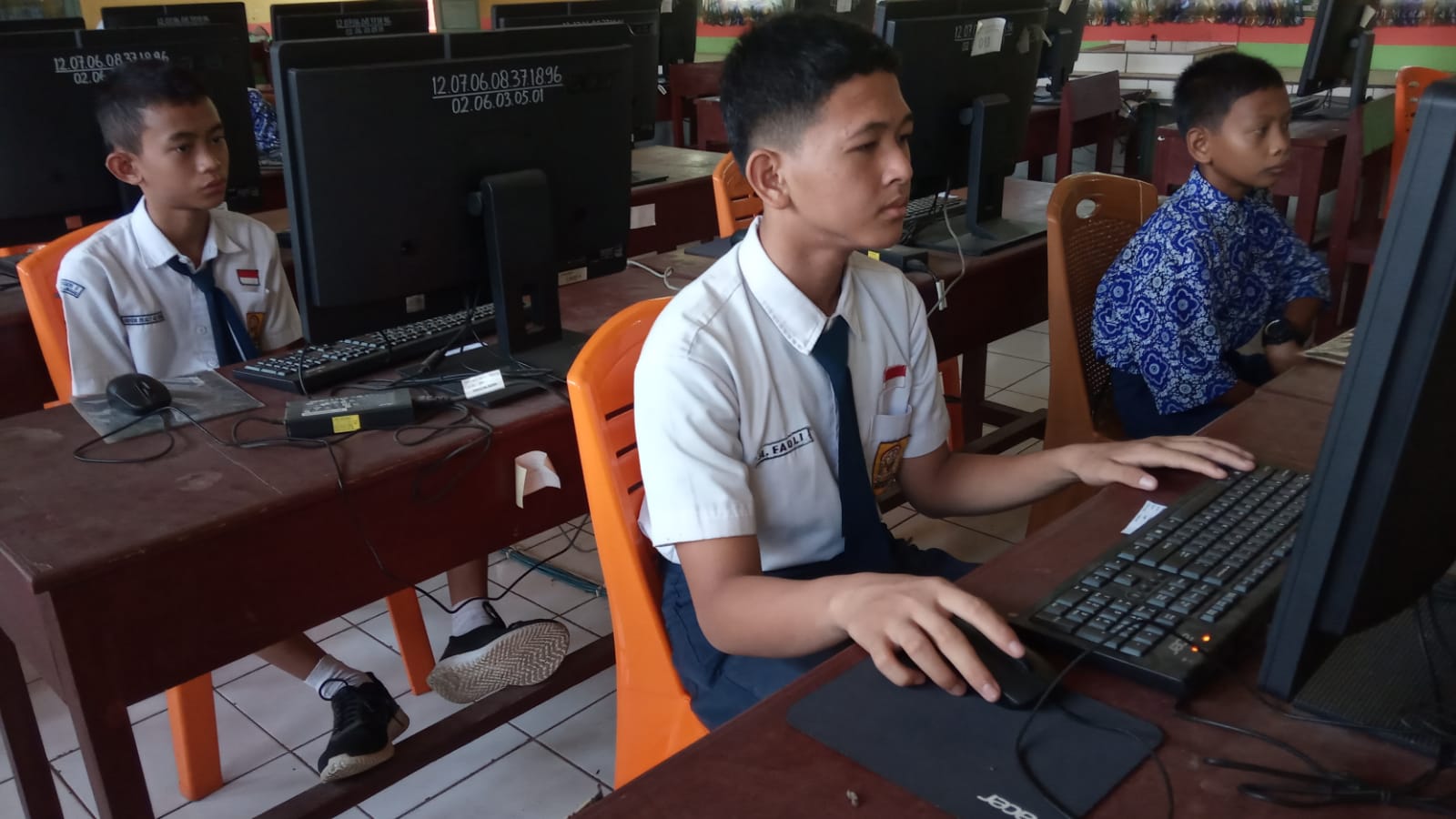 Siswa Kelas VIII SMPN 6, Ikuti Simulasi ANBK