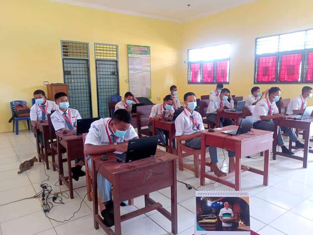 Pelaksanaan ANBK SMKN 4 Berjalan Lancar