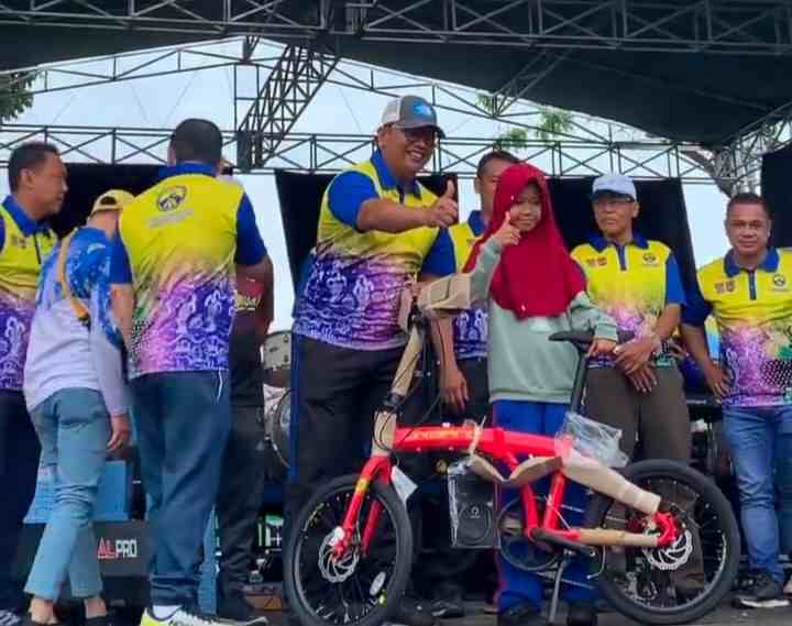 Lucu, Siswa Peraih Kupon Hadiah Sepeda, Sepedanya Diambil Sekolah