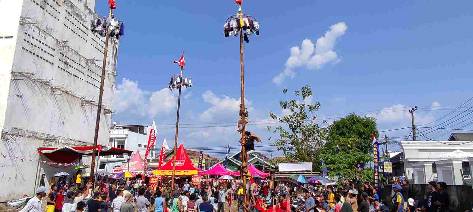 Tumpah Ruah, Kelurahan Senalang Gembira Bersama