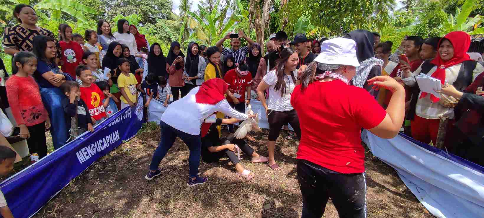 Remaja Senalang Bersatu, Warga Seru-seruan Rayakan HUT RI