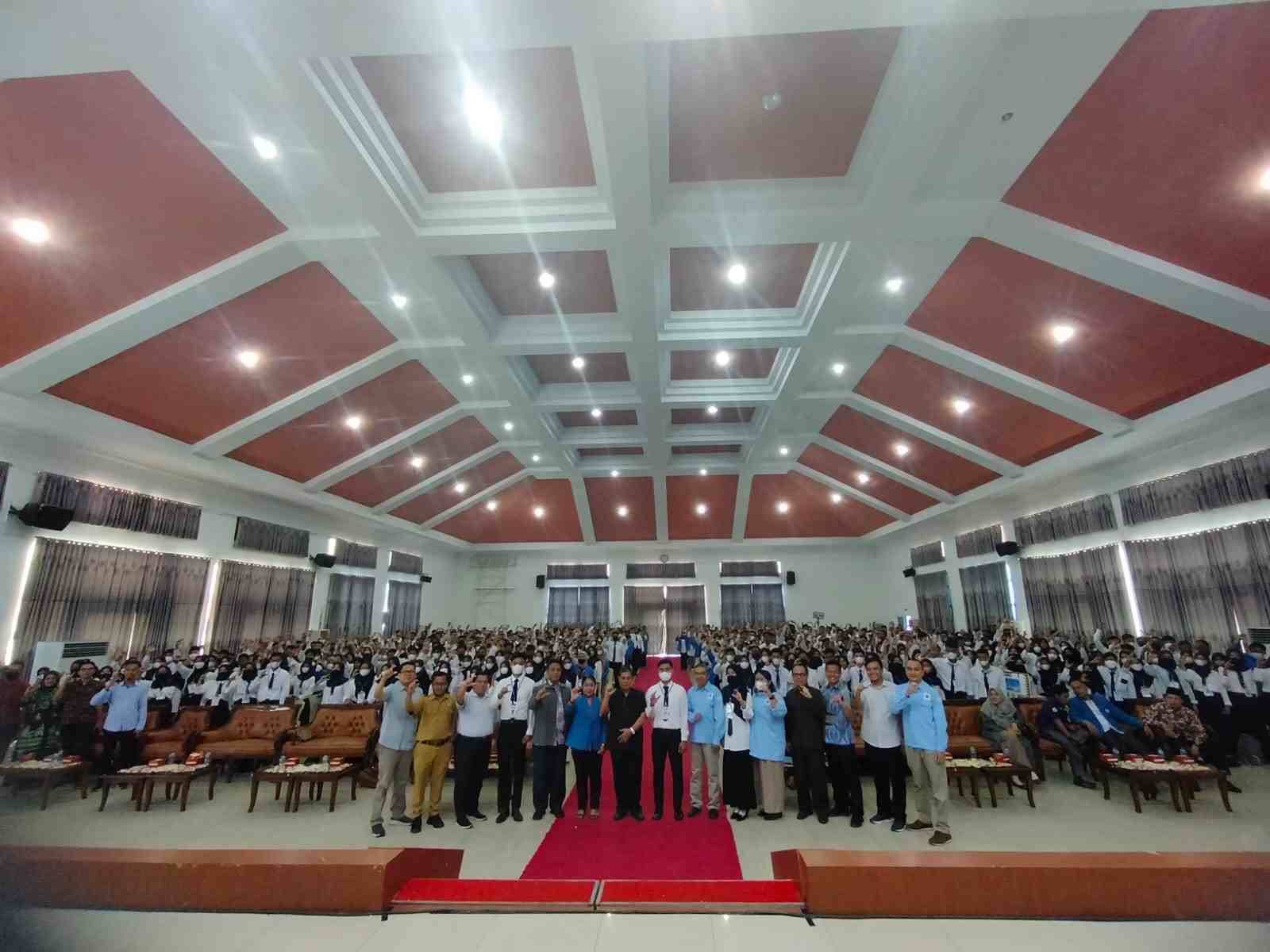 Perdana, 786 Mahasiswa Baru UNPARI Mengikuti PKKMB