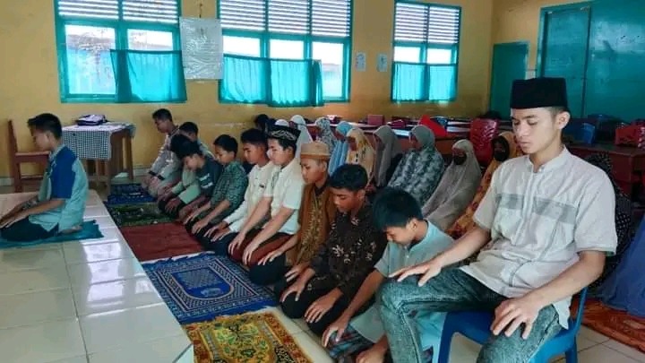 Pesantren Ramadhan SMPN 7 Lubuklinggau Diisi Kegiatan Religi