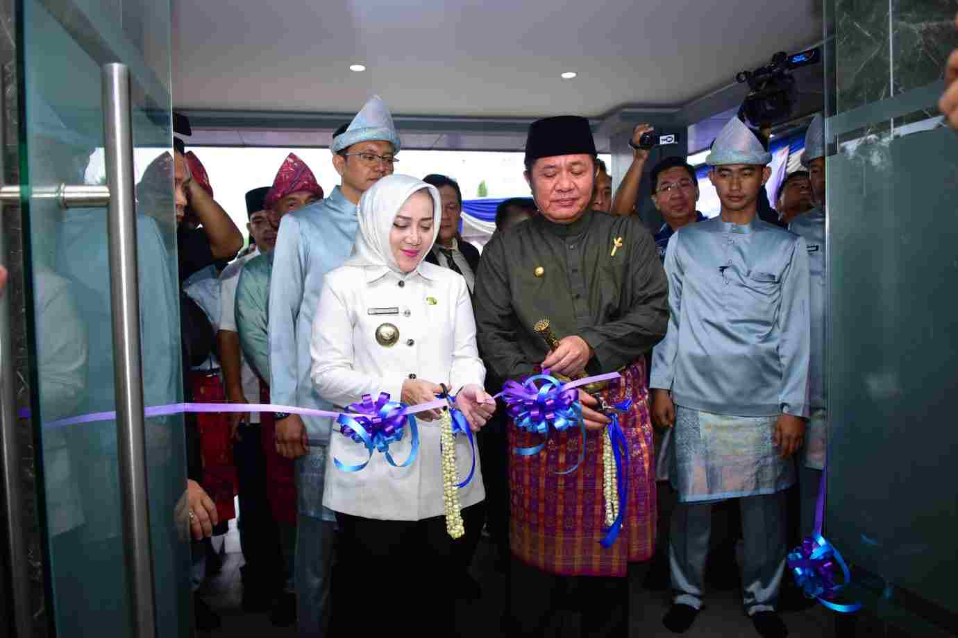 Bukti Keseriusan Memajukan Daerah, Bupati dan Gubernur Launching RSUD Pangeran Muhammad Amin