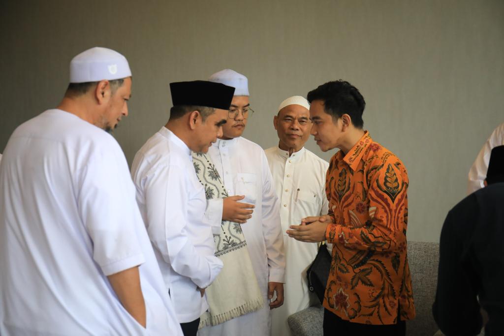 Muzani hingga Cawapres Gibran Silaturahmi dengan Habib Jindan dan Habib Ali Kwitang