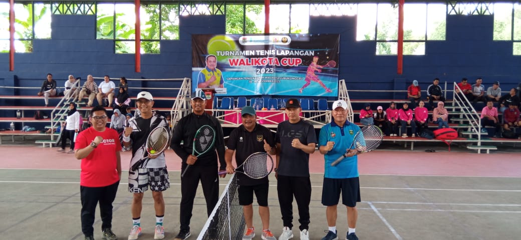 Walikota Lubuklinggau Buka Turnamen Tenis Lapangan