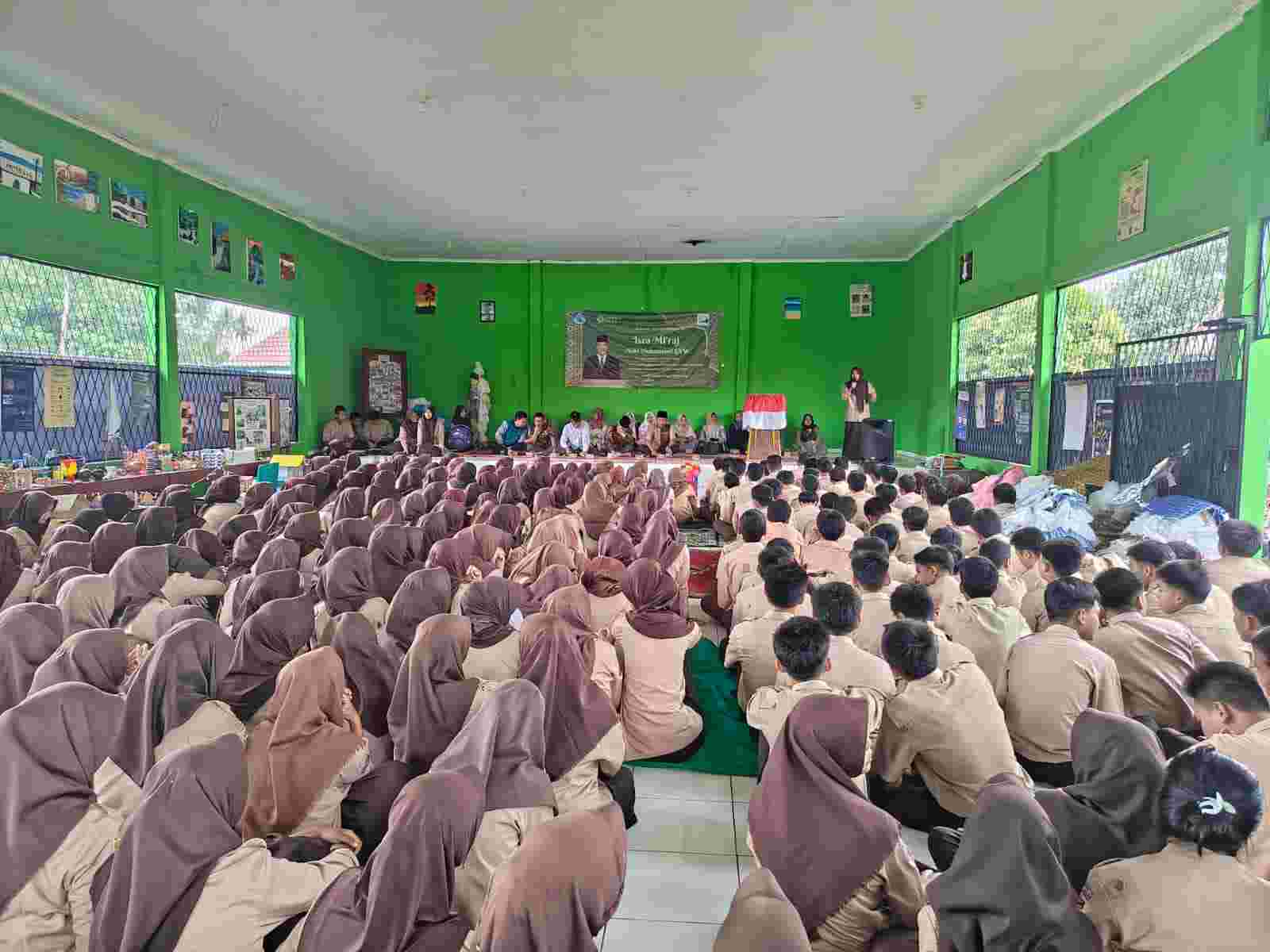 SMAN 4 Lubuklinggau Peringati Isra Mi’raj Nabi Muhammad SAW