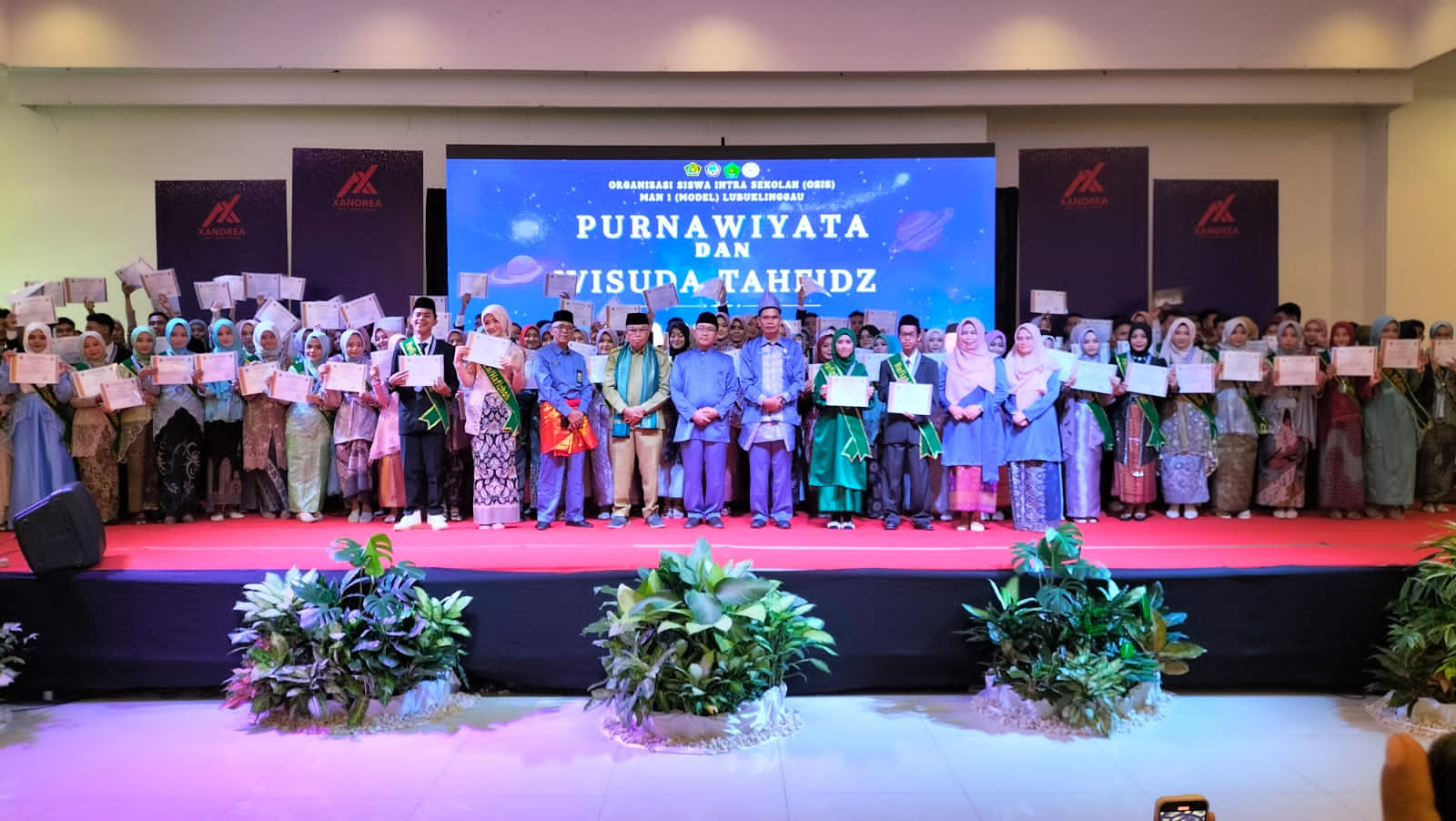 MAN 1 Lubuklinggau Gelar Purnawiyata dan Wisuda Tahfidz Qur’an 